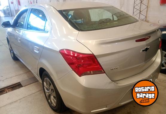 Autos - Chevrolet Onix 2021 Nafta 76000Km - En Venta