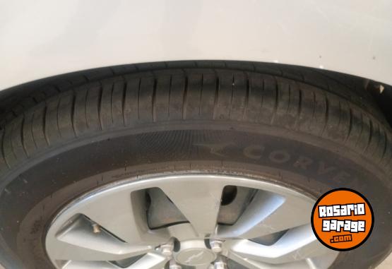 Autos - Chevrolet Onix 2021 Nafta 76000Km - En Venta