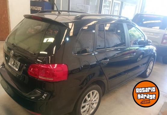 Autos - Volkswagen Suran 2014 Nafta 149000Km - En Venta