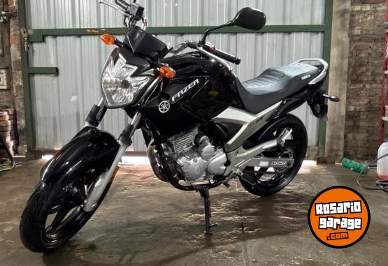 Motos - Yamaha Fazer 250 2012 Nafta 34000Km - En Venta