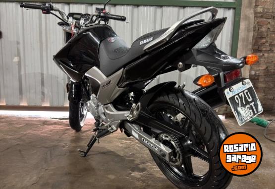 Motos - Yamaha Fazer 250 2012 Nafta 34000Km - En Venta