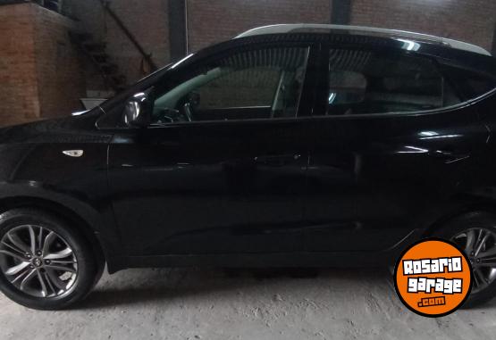 Autos - Hyundai Tucson 2.0 2015 Nafta 140000Km - En Venta