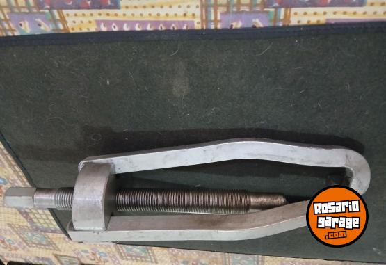Herramientas - EXTRACTOR DE 3 GARRAS(200MM.longitud). - En Venta