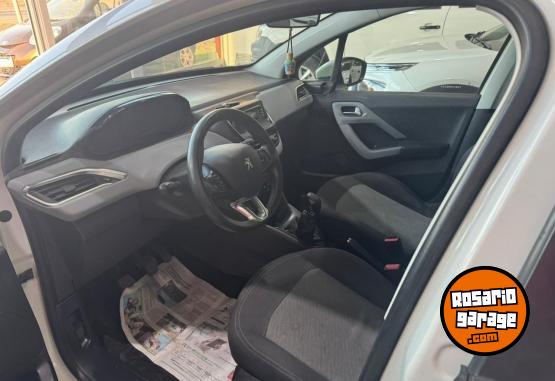 Autos - Peugeot 208 Active 1.5 2016 Nafta 116000Km - En Venta