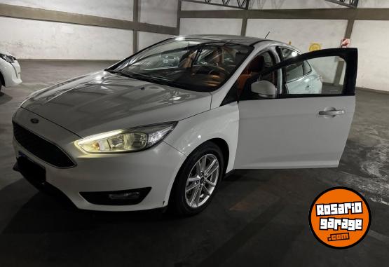 Autos - Ford Focus 1.6 S 4 puertas 2019 Nafta 50000Km - En Venta