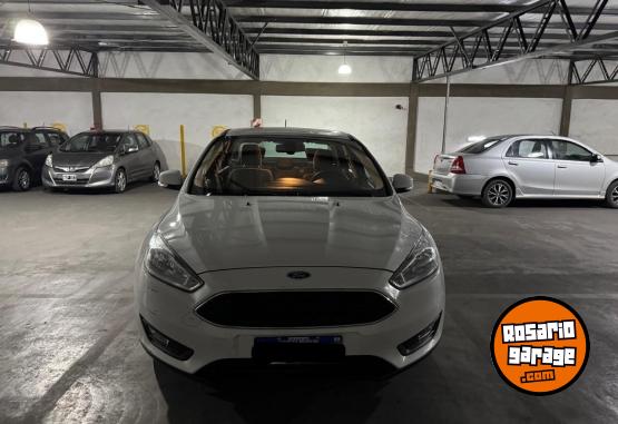 Autos - Ford Focus 1.6 S 4 puertas 2019 Nafta 50000Km - En Venta