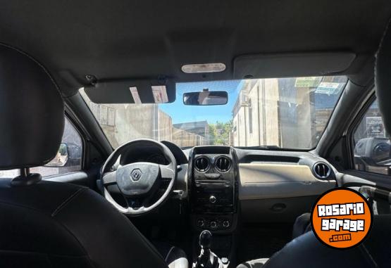 Camionetas - Renault Duster Dakar 4x4 2017 Nafta 145000Km - En Venta