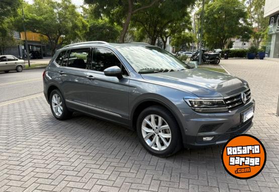 Camionetas - Volkswagen TIGUAN ALLSPACE 2.0 2022 Nafta 49800Km - En Venta