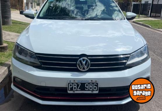 Autos - Volkswagen Vento 2015 Nafta 130000Km - En Venta