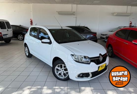 Autos - Renault Sandero Privilege 2017 Nafta 110000Km - En Venta