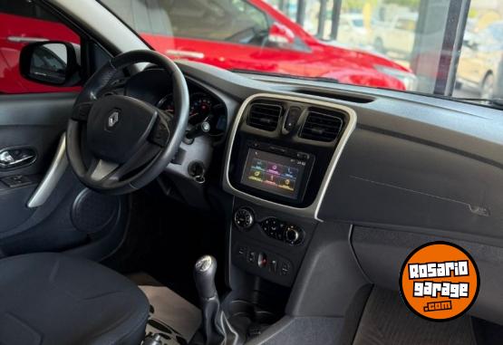 Autos - Renault Sandero Privilege 2017 Nafta 110000Km - En Venta