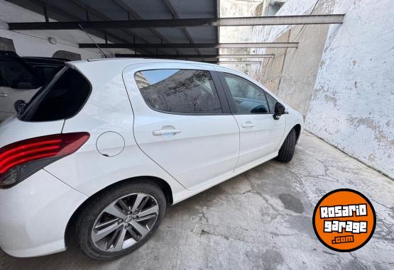 Autos - Peugeot 308 Allure pack 2018 Nafta 91000Km - En Venta