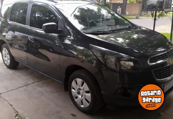 Autos - Chevrolet spin 2016 GNC 140000Km - En Venta