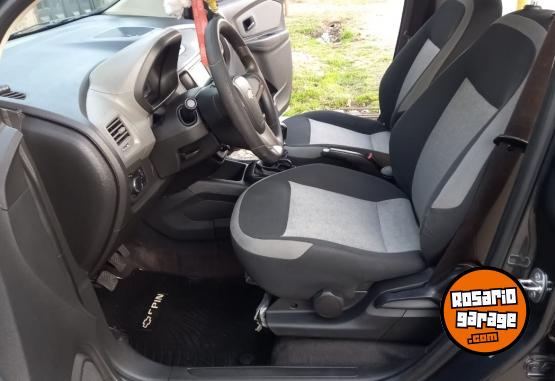 Autos - Chevrolet spin 2016 GNC 140000Km - En Venta