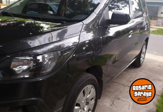 Autos - Chevrolet spin 2016 GNC 140000Km - En Venta