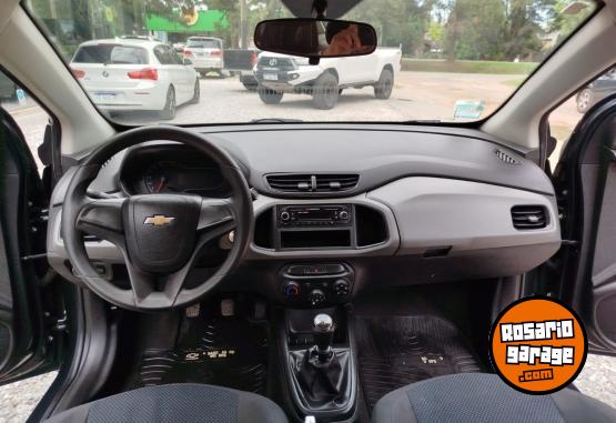 Autos - Chevrolet PRISMA JOY + 2017 Nafta 120000Km - En Venta
