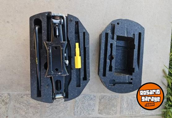 Autos - Peugeot 308 Roland Garros 2014 Nafta 107000Km - En Venta