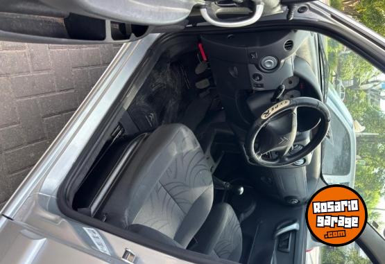 Utilitarios - Citroen Xtr berlingo 2016 GNC 124000Km - En Venta