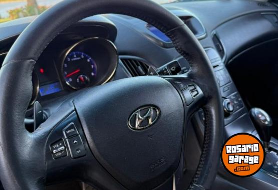 Autos - Hyundai genesis 2011 Nafta 160000Km - En Venta