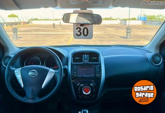 Autos - Nissan Versa Exclusive 1.6 2018 Nafta 70000Km - En Venta