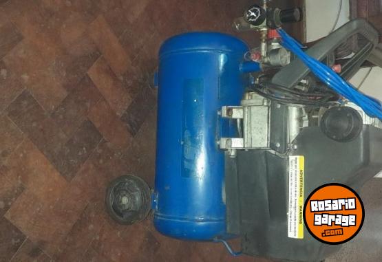 Herramientas - Compresor 2.hp,año 2023 - En Venta