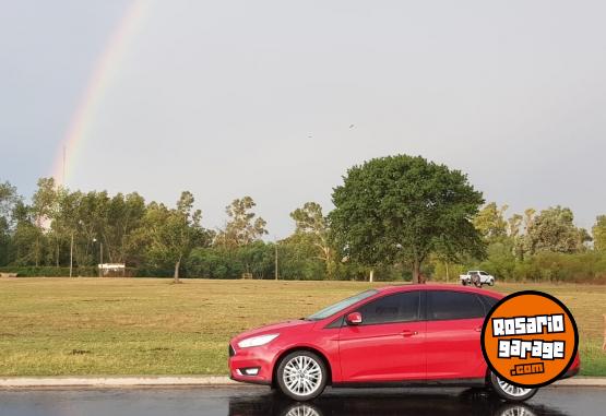Autos - Ford Focus Se plus 2015 Nafta 116000Km - En Venta