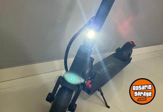 Otros - Monopatin sin uso en caja - En Venta