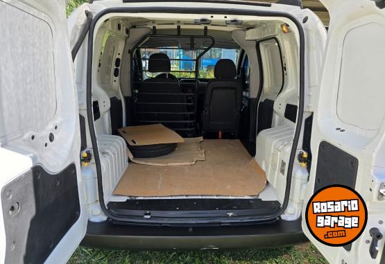Utilitarios - Fiat Fiorino Qubo Dynamic 2012 Nafta 117287Km - En Venta
