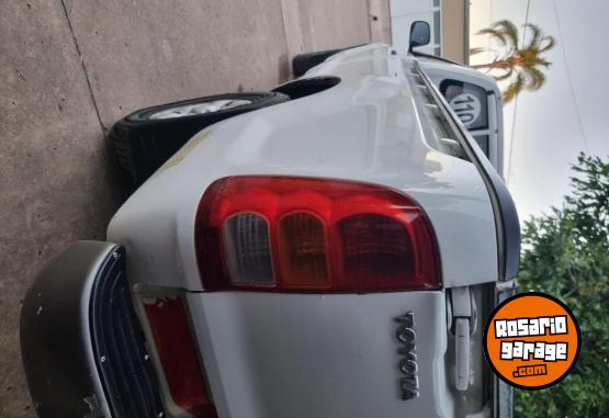 Camionetas - Toyota Hilux 2010 Diesel 270000Km - En Venta