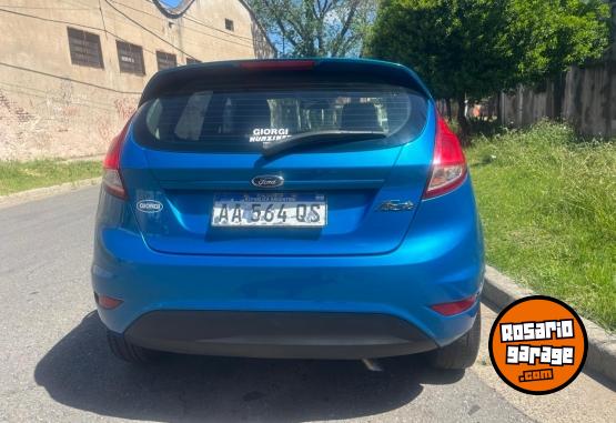Autos - Ford Fiesta kinetic 2016 2016 GNC 129000Km - En Venta
