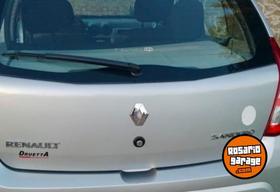 Autos - Renault Sandero 2010 Nafta 209000Km - En Venta