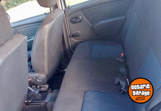Autos - Renault Sandero 2010 Nafta 209000Km - En Venta