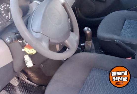 Autos - Renault Sandero 2010 Nafta 209000Km - En Venta