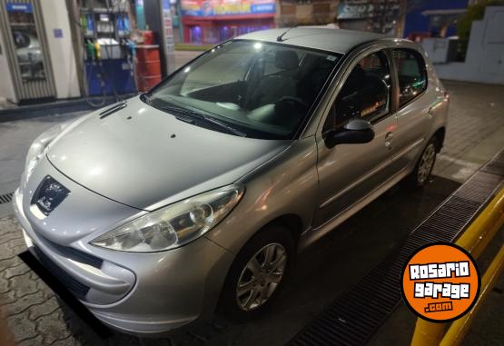 Autos - Peugeot 207 1.4 Active 75 2013 Nafta 98000Km - En Venta
