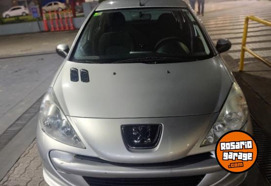 Autos - Peugeot 207 1.4 Active 75 2013 Nafta 98000Km - En Venta