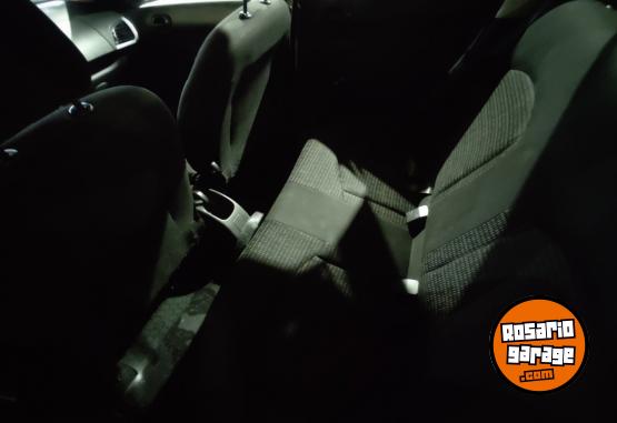 Autos - Peugeot 207 1.4 Active 75 2013 Nafta 98000Km - En Venta