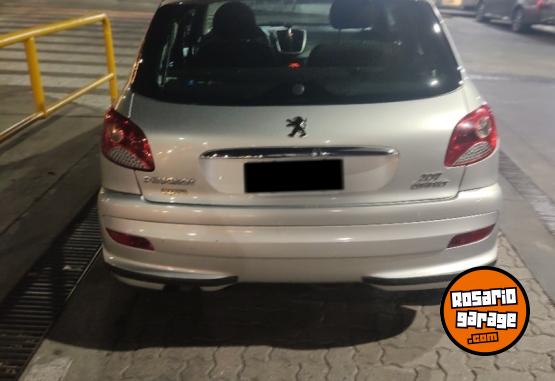 Autos - Peugeot 207 1.4 Active 75 2013 Nafta 98000Km - En Venta