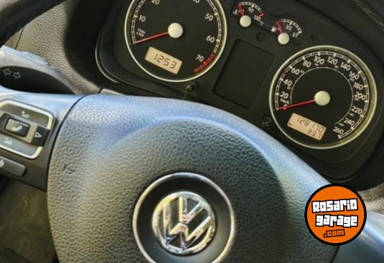 Autos - Volkswagen BORA 2.0 GOLF GOL TREND 2013 Nafta 128000Km - En Venta