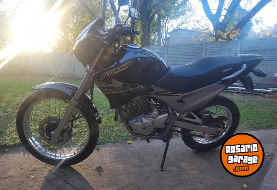 Motos - Honda Falcon 2013 Nafta 23000Km - En Venta