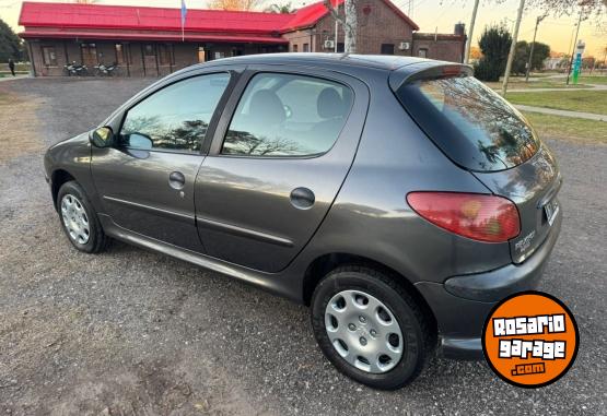 Autos - Peugeot 206 2010 Nafta 111Km - En Venta