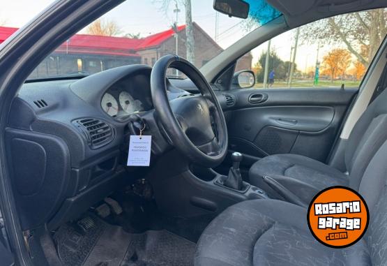 Autos - Peugeot 206 2010 Nafta 111Km - En Venta