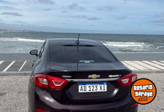 Autos - Chevrolet CRUZE 4P 1.4 TURBO LTZ AT 2018 Nafta 200000Km - En Venta