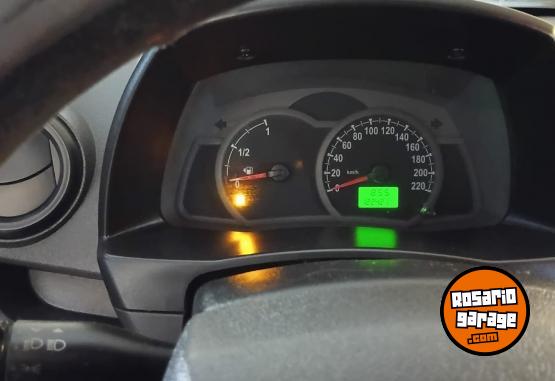 Autos - Ford Ka Viral 2009 Nafta 70000Km - En Venta