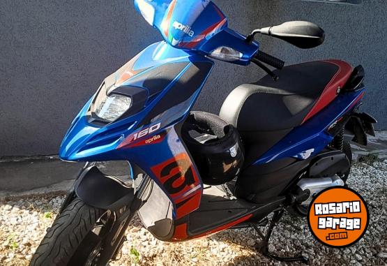 Motos - Aprilia SR 160 2024 Nafta 2400Km - En Venta