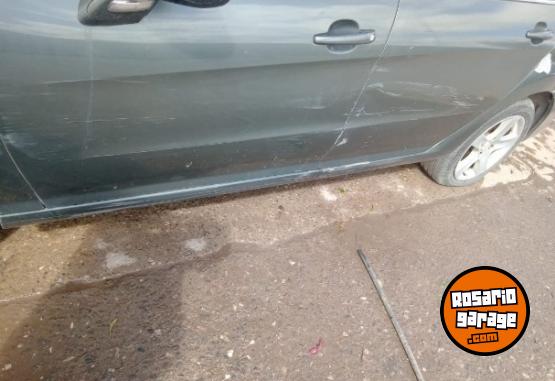 Autos - Peugeot 408 hdi Feline 2012 Diesel 169000Km - En Venta