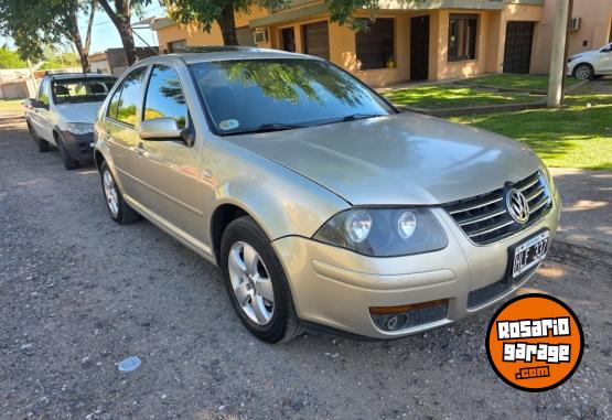 Autos - Volkswagen Bora 2008 GNC 220000Km - En Venta