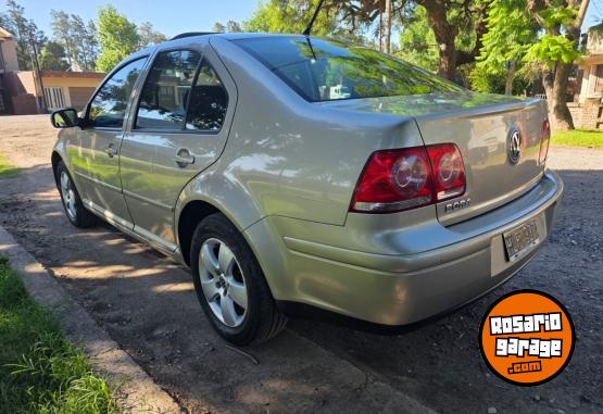 Autos - Volkswagen Bora 2008 GNC 220000Km - En Venta