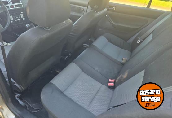 Autos - Volkswagen Bora 2008 GNC 220000Km - En Venta