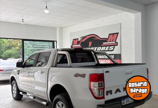 Camionetas - Ford Ranger xls 4x4 3.2 2021 Diesel 124000Km - En Venta