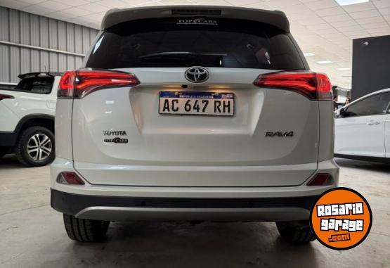 Camionetas - Toyota Rav4 VX 2018 Nafta 75000Km - En Venta